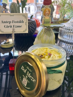 Antep Fıstıklı Girit Ezme (250 Gr.) görseli
