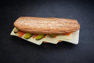 Kaşarlı Ayvalık Tostu görseli