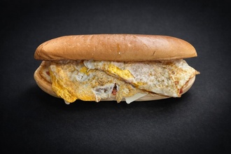 Yumurtalı Karışık Sandviç görseli