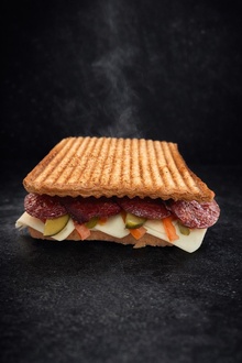 Sucuklu Kaşarlı Susurluk Tostu görseli