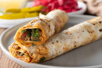 Çift Lavaş Arası Tavuk Döner Dürüm görseli