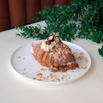 Tropeak Croissant görseli