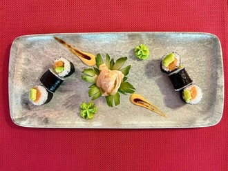 Sake Avokado Maki (6 Adet) görseli