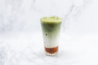 Iced Mango Matcha Latte görseli