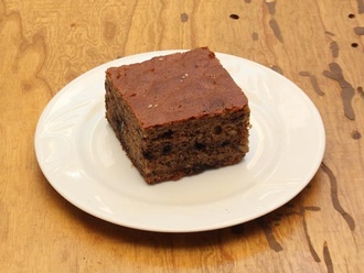 Çikolatalı Havuçlu Cevizli Kek görseli