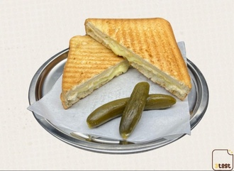 Kaşarlı Tost görseli