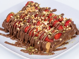 Sütlü Çikolatalı Çilekli Waffle (2 Kişilik) görseli