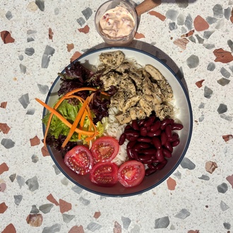 Kekikli Tavuk Bowl görseli