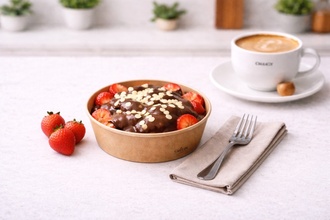 Çilekli Küp Waffle (Yarım Lezzet) görseli