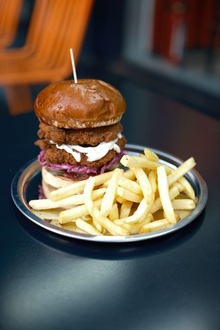 Mr's Cherry Burger görseli