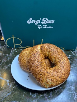 Tereyağlı Simit görseli