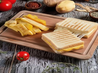 Kaşarlı Tost görseli