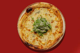 Pizza Dört Peynirli görseli