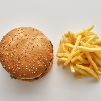 Lamb Beef Burger & Patates Kızartması görseli