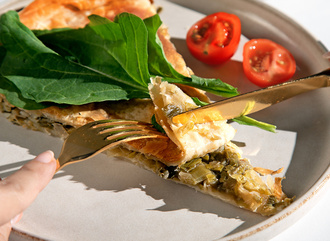 Pırasalı Alt Üst Böreği (1 Kg .) görseli