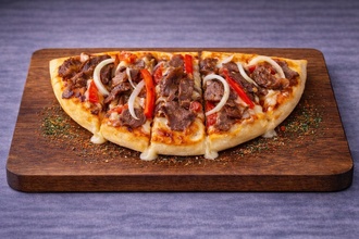 Et Dönerli Calzone görseli