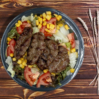 Izgara Köfte Salata görseli