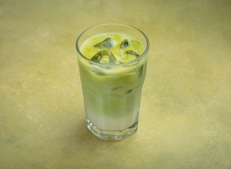 Iced Matcha Latte görseli