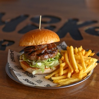 Classic Burger görseli