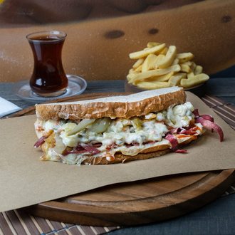 Süper Ayvalık Tost görseli