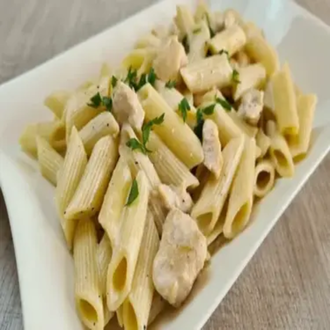& Kremalım Tavuklu Makarna görseli