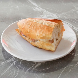 Yarım Ekmek Arası Tavuk Tantuni görseli