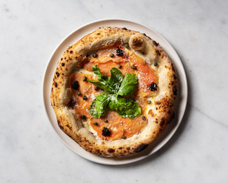 Füme Somonlu Pizza görseli