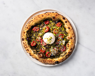 Pesto Burrata Pizza görseli