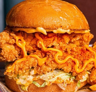 Acılı Çıtır Tavuk Burger görseli