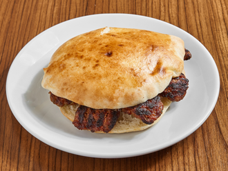 Tombik Ekmek Arası Köfte görseli