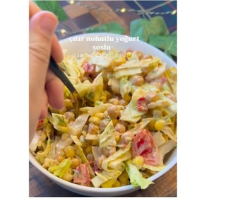 Çıtır Nohutlu Salata görseli