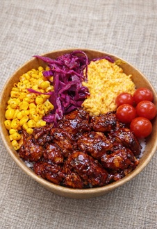 Barbekü Soslu Tavuk Bowl görseli
