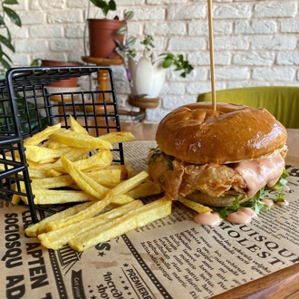 Ballı Hardal Tavuk Burger görseli