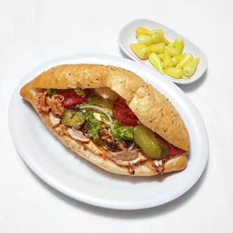 Yarım Ekmek Arası Tavuk Döner görseli