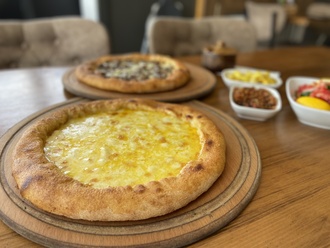 Peynirli Karadeniz Pidesi görseli
