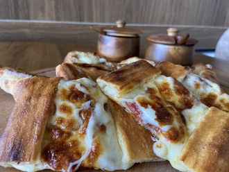 Sucuklu Pide görseli