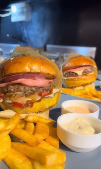 Long Bacon Burger (150 Gr.) görseli