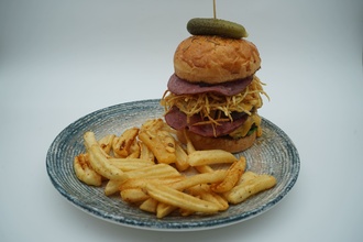 Double Montreal Burger görseli