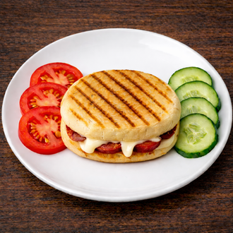 Kaşarlı Sucuklu Bazlama Tost görseli