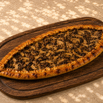 Mantarlı Pide görseli