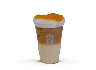 Iced Scarab Spice Latte (14 Oz) görseli