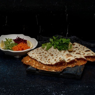 10 Adet Lahmacun görseli