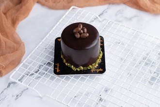 Fıstıklı Çikolatalı Pasta görseli