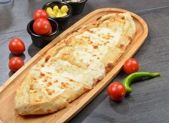 Kaşarlı Pide görseli