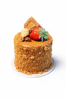 Lotus Muz Çilek Pasta (Dilim) görseli