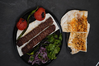Urfa Kebap Çift Şiş 200Gr görseli