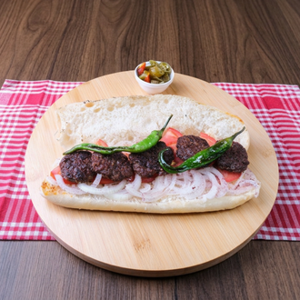 Ekmek Arası Izgara Köfte görseli