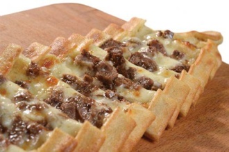 Kavurmalı Kaşarlı Pide görseli