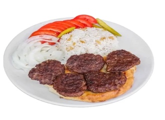 Pilav Üstü Köfte görseli