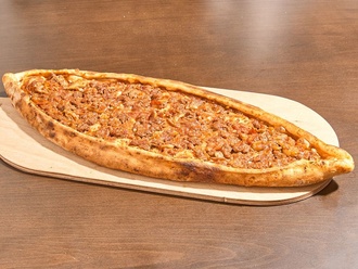 Kuşbaşılı Pide görseli